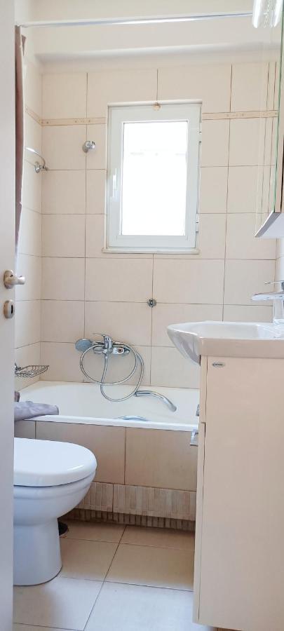 Filoxenia House Marousi -Private Parking- Apartment Athena Bagian luar foto